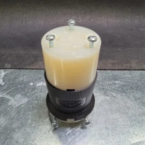 20 Amp HBL Connector Body Twist Lock HBL2313 | 12V/24V
