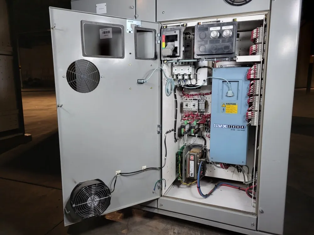20 hp(VT), 600V, 3-Ph VFD SVX00031V018 Bucket Freedom 2100 MCC Frame