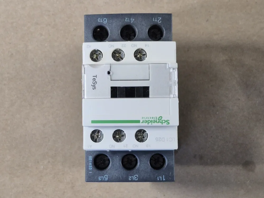 25 Amp, 3 Pole, 1NO + 1NC, 120 VAC Coil Contactor LC1D25G7 met 2 jaar garantie
