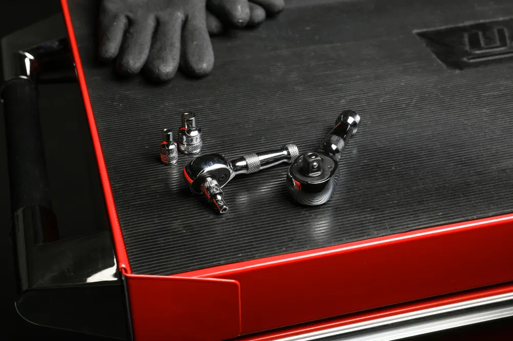 ARES 42037 - 2-Piece 72-Tooth Stubby Ratchet Set