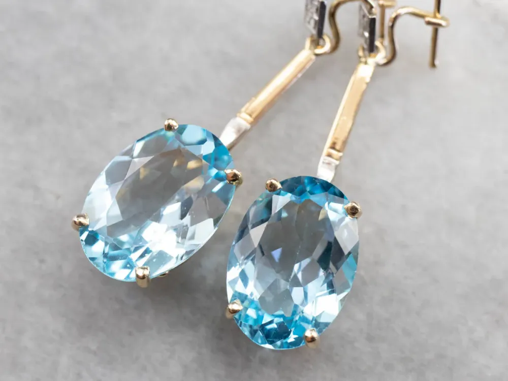 Floral Two Tone Goud Topaz Drop Earrings