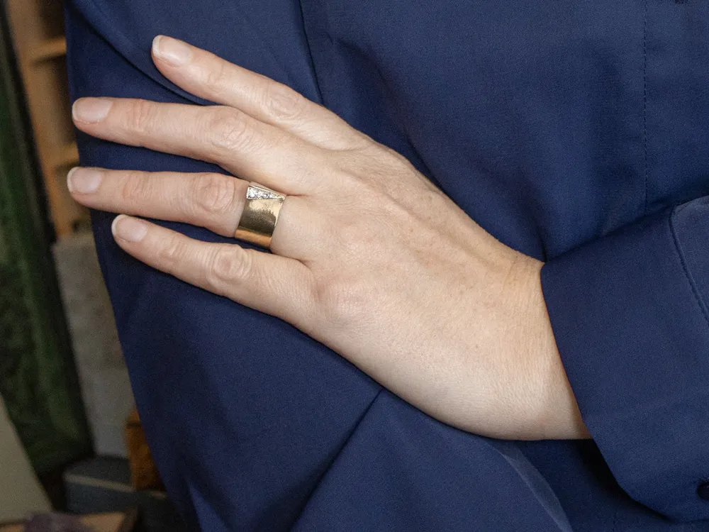 Modernist Two-Tone Gouden Diamond Ring