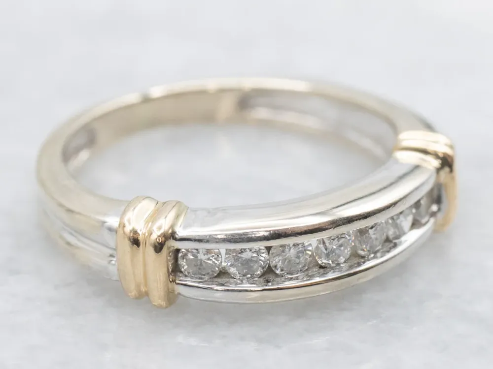 Professionele Klasse Two Tone Channel Set Diamond Band