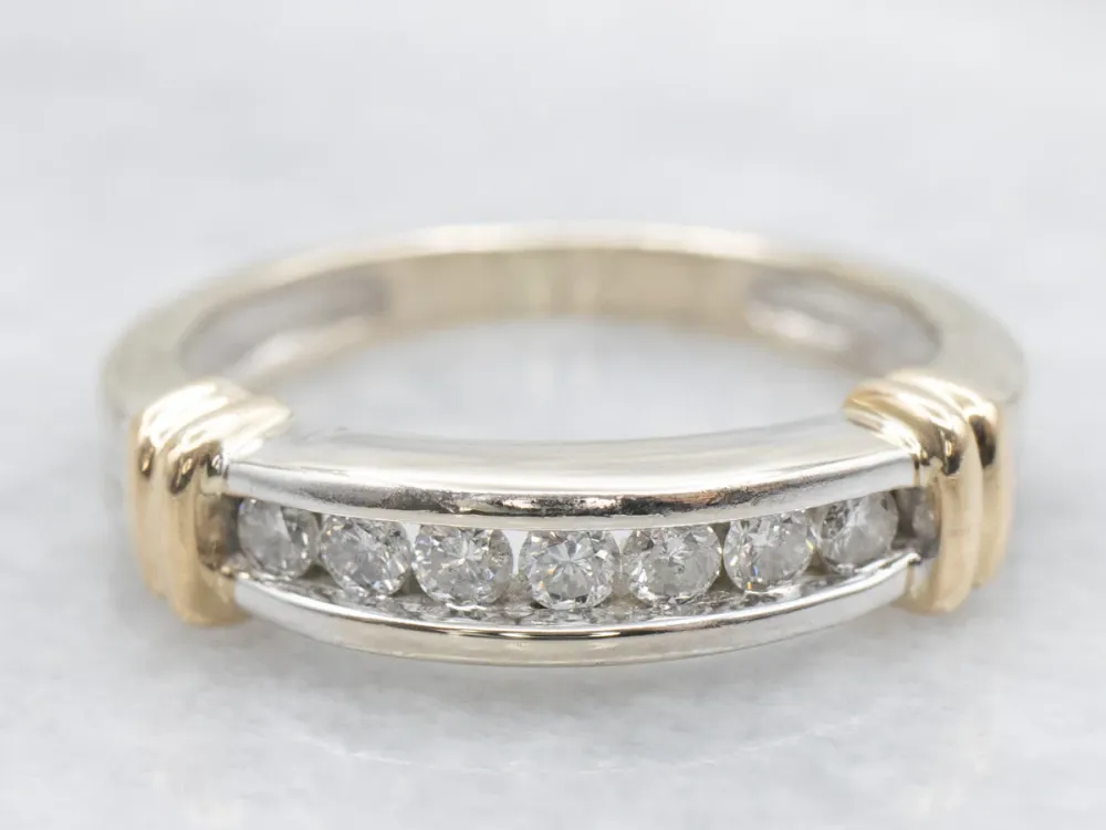 Professionele Klasse Two Tone Channel Set Diamond Band