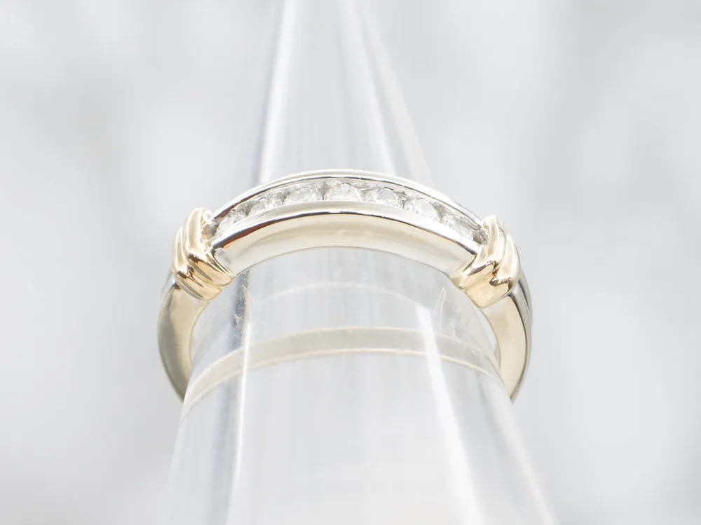Professionele Klasse Two Tone Channel Set Diamond Band