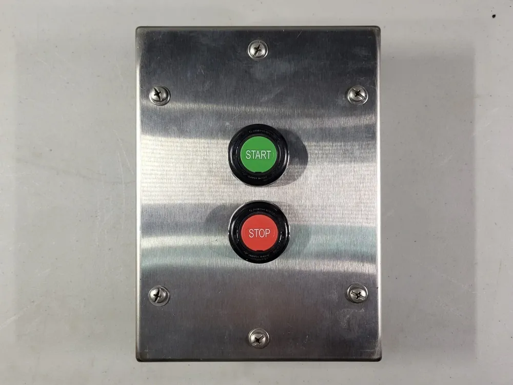 Rubber silentblok Control Station Tweevoudig Momentary Start-Stop Push Buttons HKH1BEP2P11P11K8