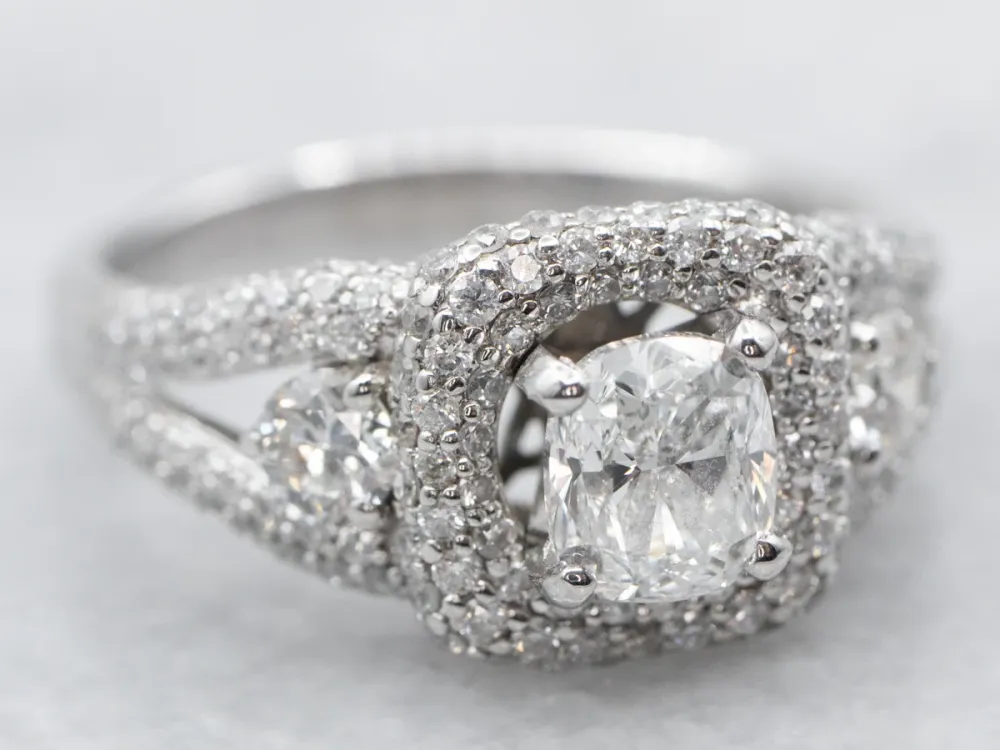 Stunning Tweemaal Diamond Modern Halo Engagement Ring
