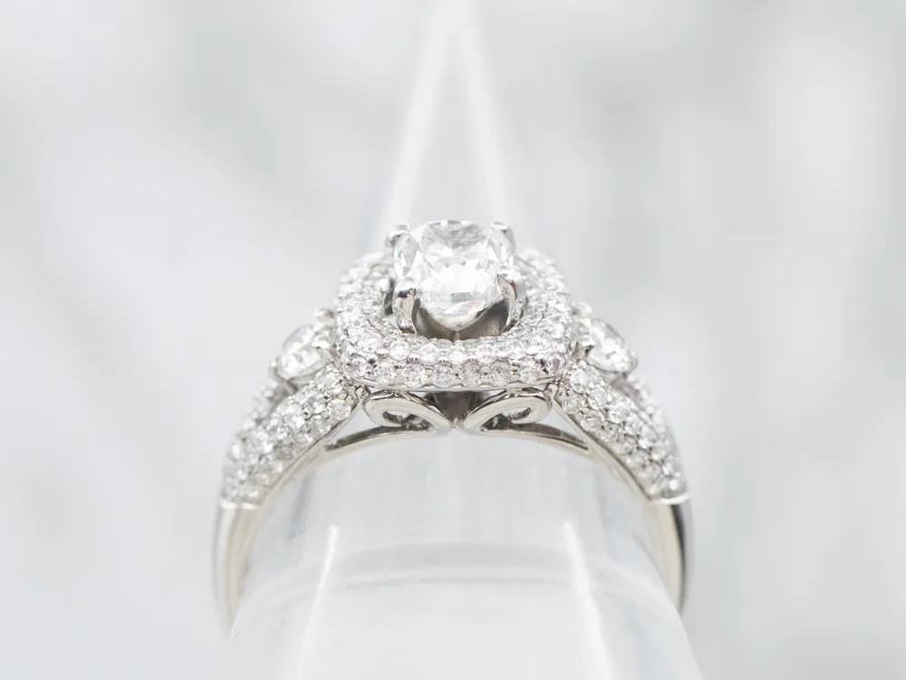 Stunning Tweemaal Diamond Modern Halo Engagement Ring
