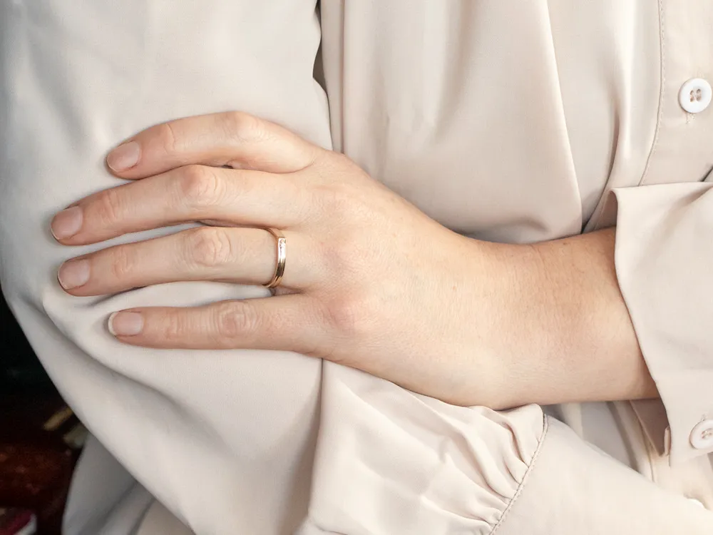 Two Tone Diamond Ring met bovenste bevestiging