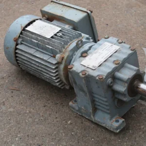 1 hp, 330/575 Volts, 1700/59 Rpm Gear Motor R27DT80N4