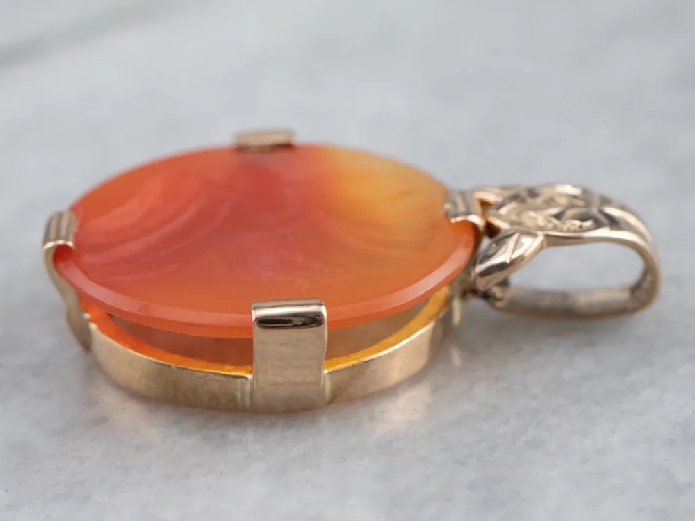 Carnelian Intaglio Verguld Pendant