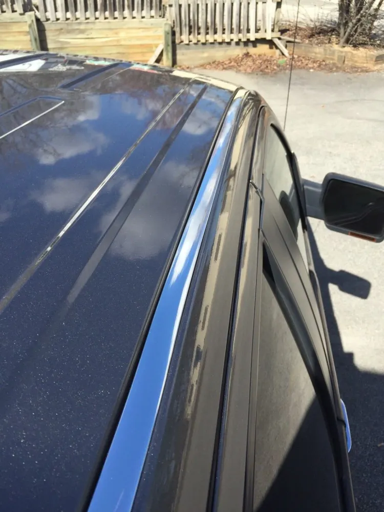 2003-2006 GMC Sierra Metaalglans Roof Top Trim Molding Kit