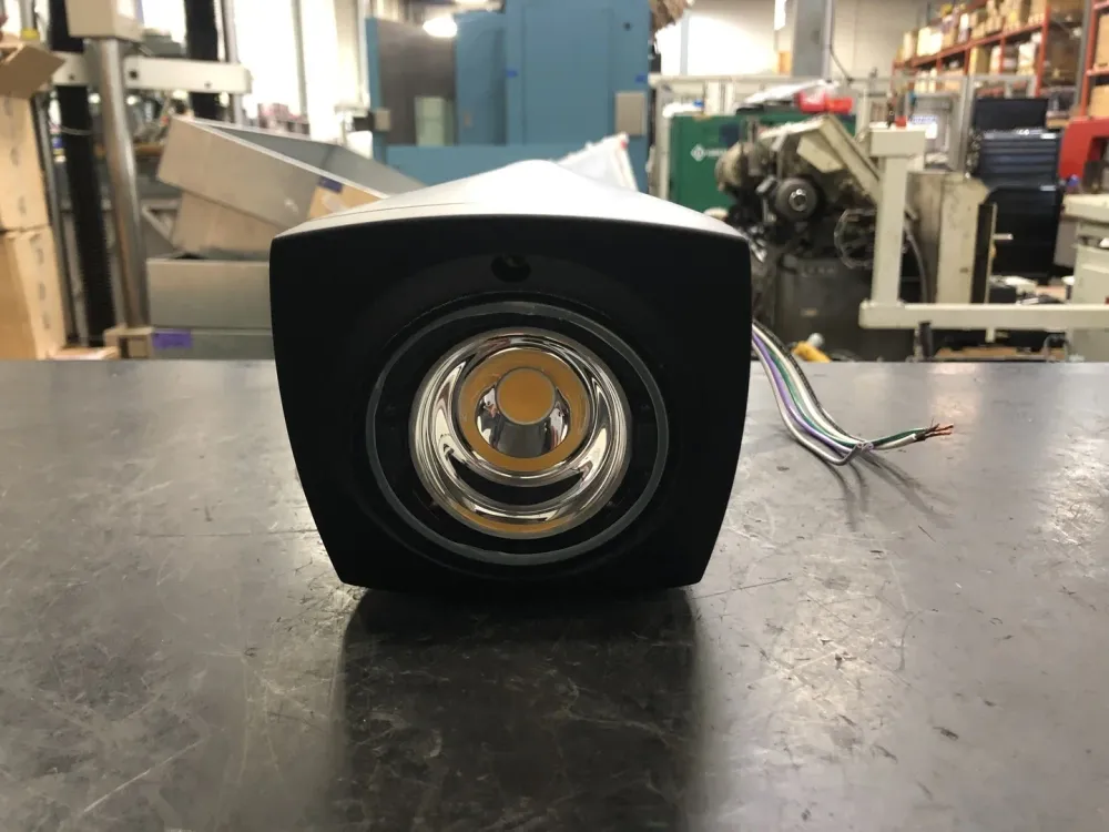 23.8 W Directional Light dCST13-UV-L20K30-FL-FB