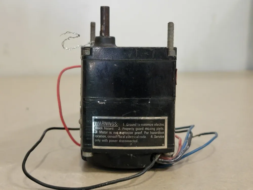 115 Volts 67 Rpm Gearmotor 748LC5018