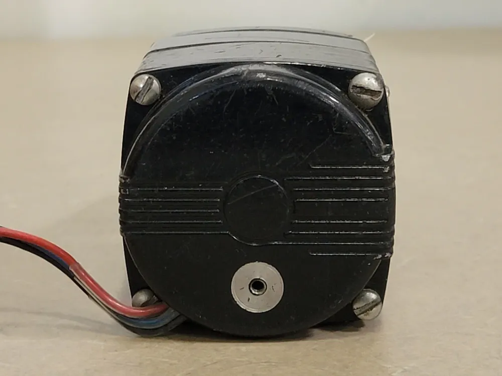 115 Volts 67 Rpm Gearmotor 748LC5018