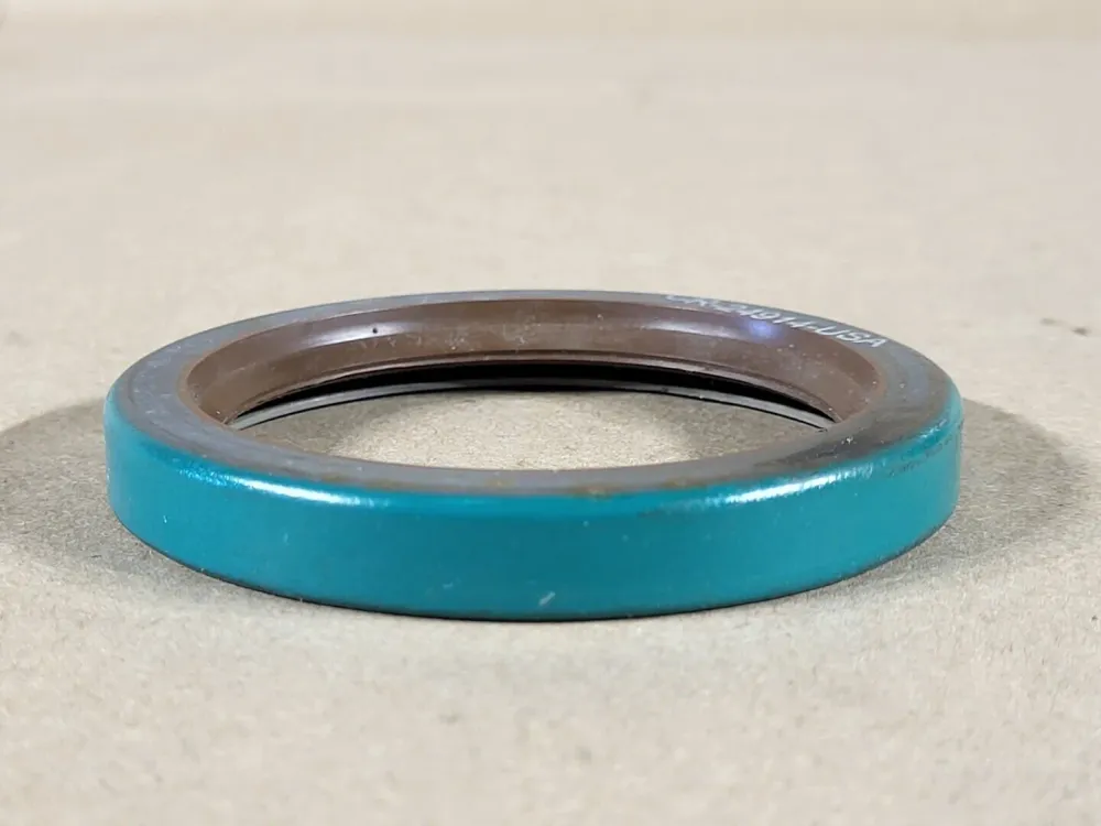 Oil Seal 1 Lip Spring Type, 2.5"ID x 3.256"OD x 0.438"W, CR 24914