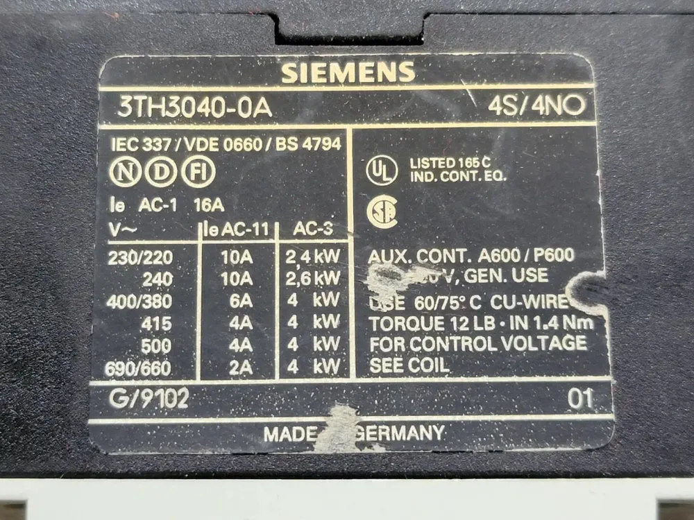 16 Amp, 4 Pole, 1NO, 110/120 VAC Coil Contactor 3TH3040-0AK6