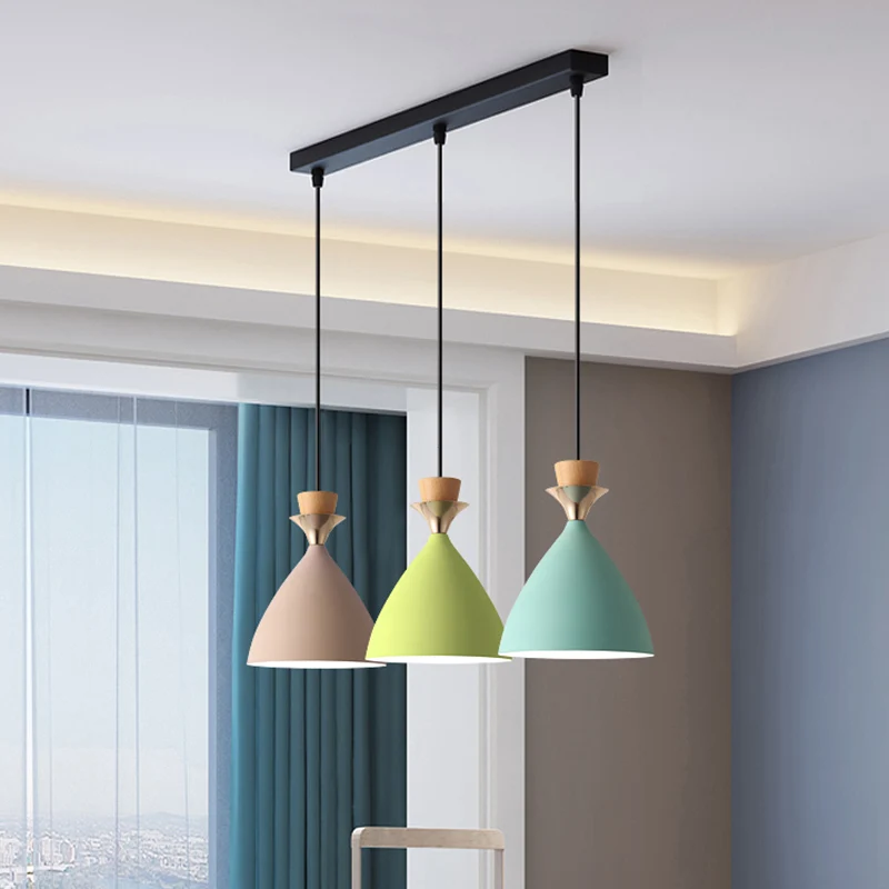Macaroon 3-lichts clusterhanger groen-roze-gele kegelvormige metalen kap hanglamp met verstelbare ophangdraad van 150 cm