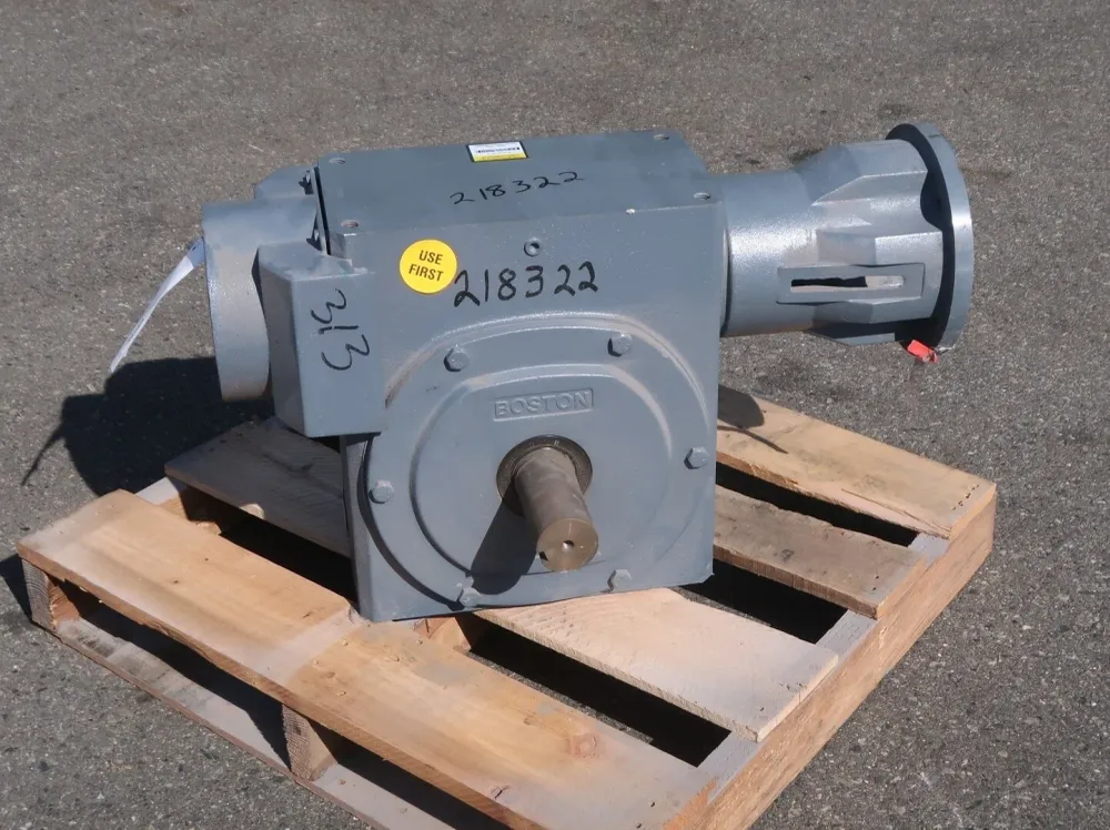 40:1 Ratio, 7.6 hp Gear Reducer RF760-40F-B11-G