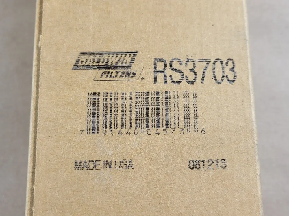 Radial Seal Air Filter RS3703