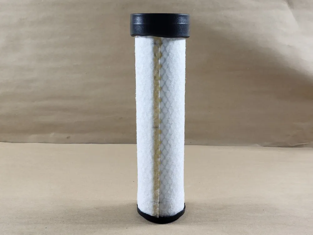 Radial Seal Air Filter RS3703