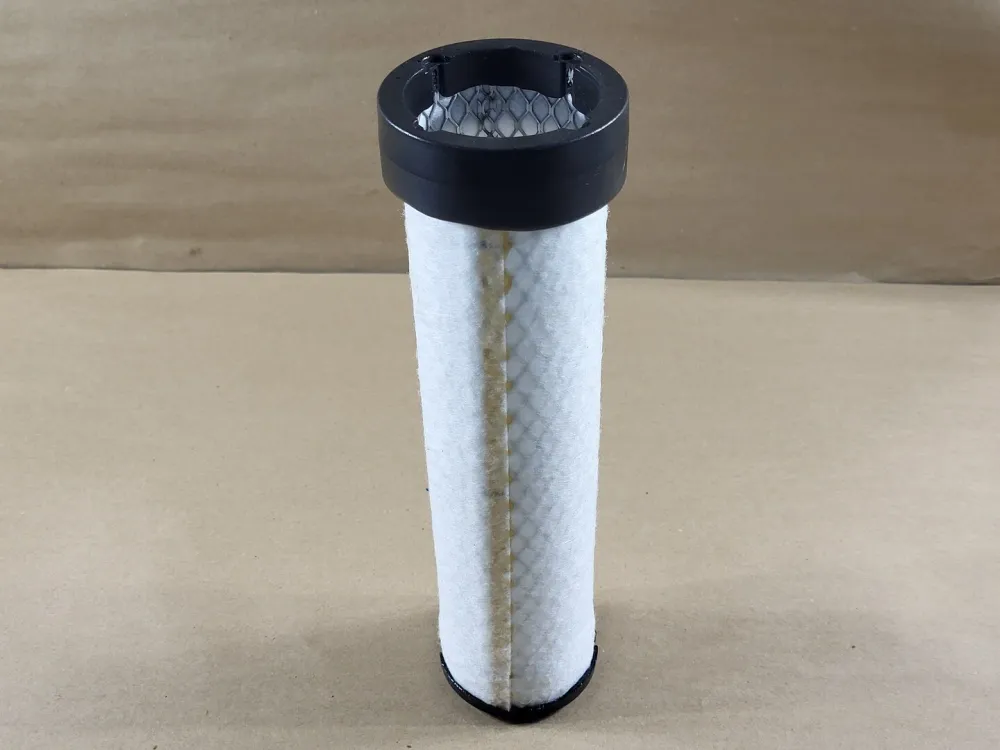 Radial Seal Air Filter RS3703