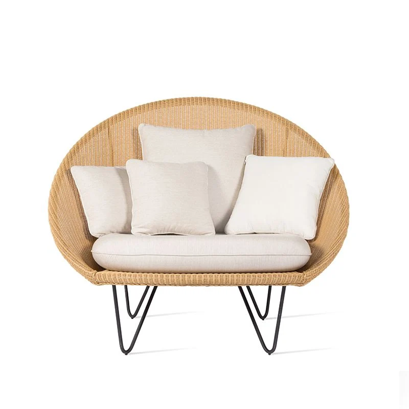 Rattan Chair41.3" L x 33.4" W x 14.4" H Arms Included Chair Light