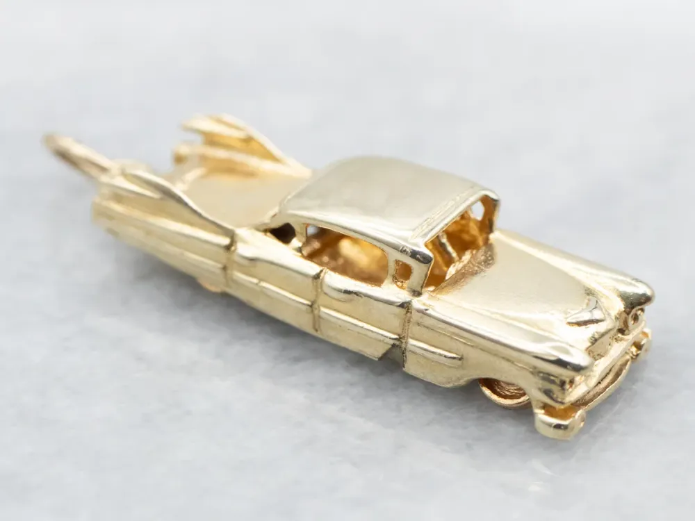 Zonnegeel Gold Car Charm Spinning Wheels
