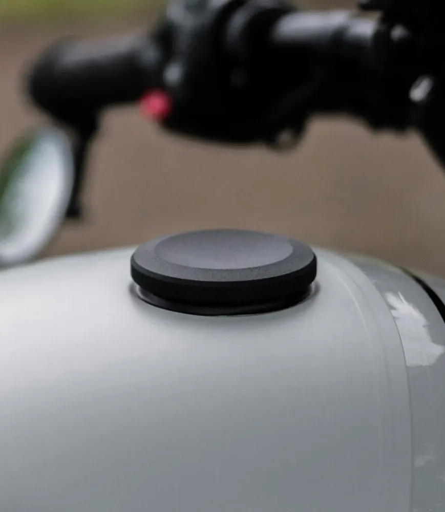 Tank Cap Plate Triumph set met bevestigingsmateriaal