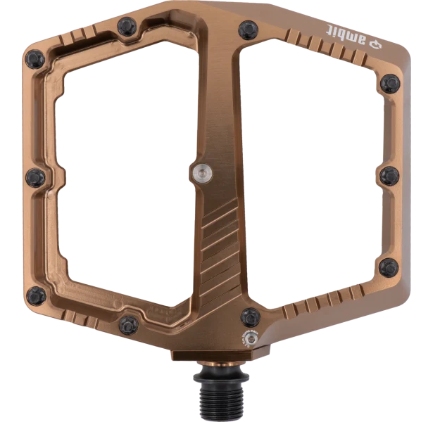 AMBIT BREACH Medium bruine platte pedalen