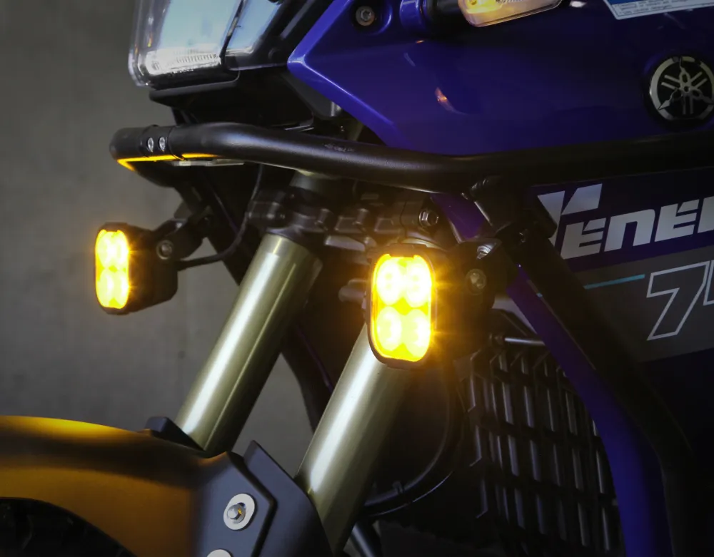 DL4 RIJDENDE LICHTPODS MET DATADIM TECHNOLOGIE DENALI ELECTRONICS