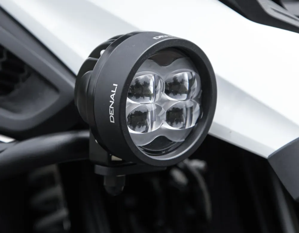 D3 LED-mistlamppod met DataDim™-technologie DENALI Electronics