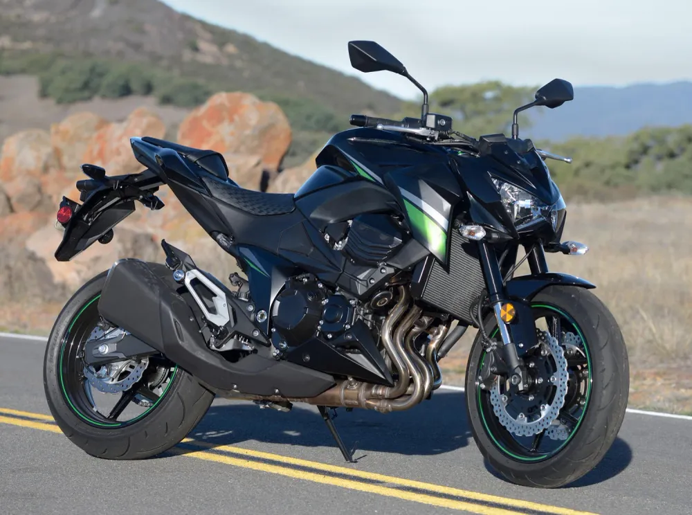 Amotopart 2013-2018 Kawasaki Z800 Green & Mat Black Fairing Kit