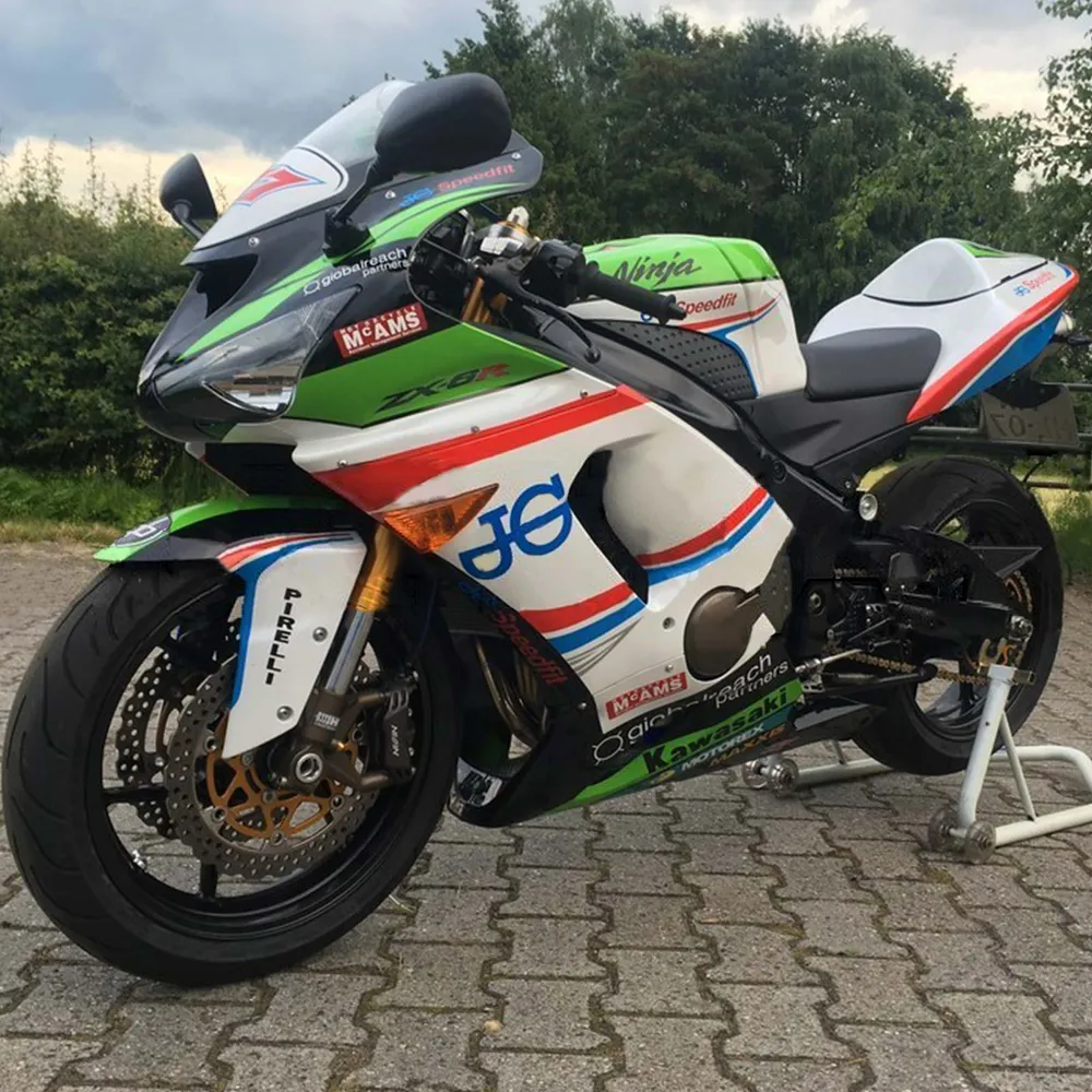 Amotopart Kawasaki 2005-2006 ZX6R 636 wit met kleurrijk logo kuipset