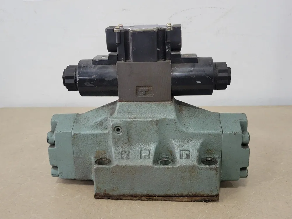 Directional Valve Pilot Operated DSHG-06-3C2-D12-5390, 02131426
