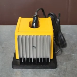 Industrieel Sterk Heavy Duty Automotive Charger D9105-04